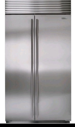 Sub zero refrigerator - 42",